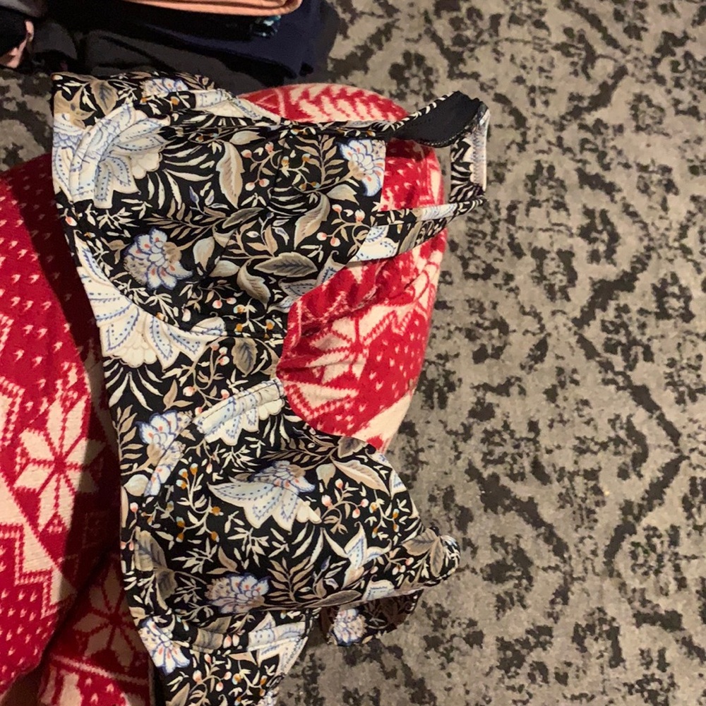 Old navy swimming top